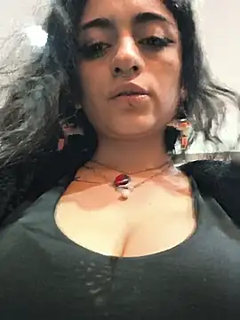 Lila Desiree online show from July 1, 2026, 12:33 am