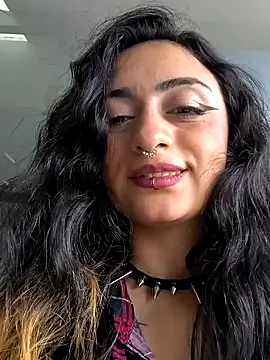 Snapshot of Lila_Desiree chatting on February 15, 2025, 8:01 pm Lila Desiree online show from February 15, 2025, 8:01 pm