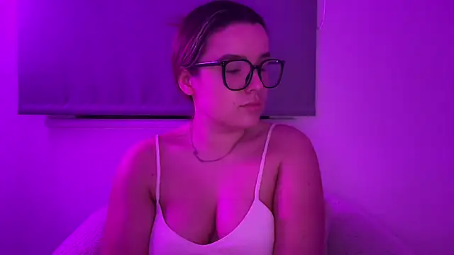 maisiesmithx online show from January 16, 2026, 7:18 pm