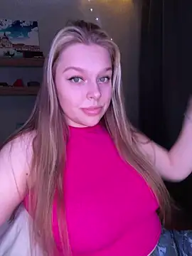 angel stella online show from February 26, 2025, 9:42 pm