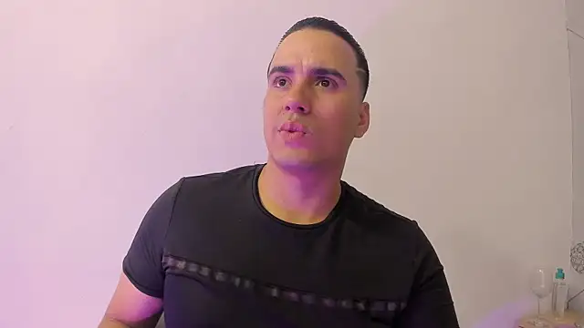 Vale n Matt online show from September 12, 2025, 3:17 am