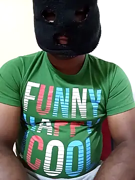 Nogeris20 online show from November 24, 2025, 7:58 pm