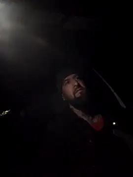 Beardedtattood online show from December 19, 2025, 8:17 am