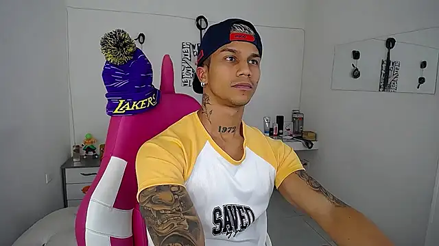 Leonard Price online show from September 9, 2025, 12:32 am