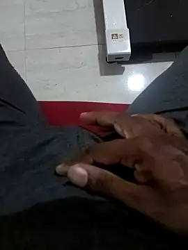 SuranSexy33 online show from September 8, 2025, 2:38 pm