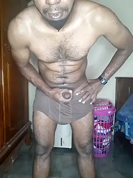 SuranSexy33 online show from September 30, 2025, 5:24 am