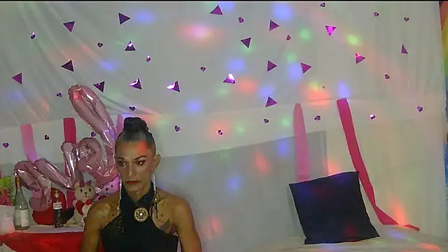 Snapshot of Lobaveterana_sex chatting on February 19, 2025, 4:55 am Lobaveterana sex online show from February 19, 2025, 4:55 am