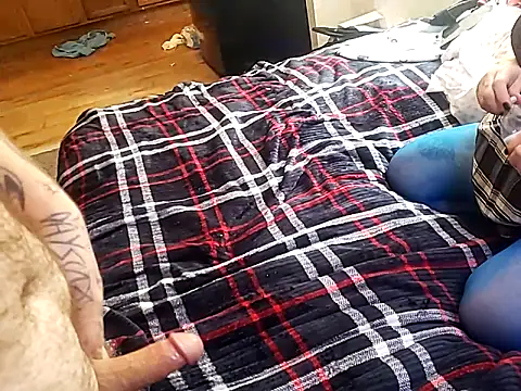 Snapshot of esadmisfit1 chatting on March 22, 2025, 8:26 pm esadmisfit1 online show from March 22, 2025, 8:26 pm