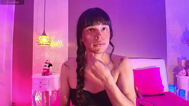 DannaDooll99 online show from June 20, 2026, 11:37 am