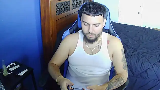 Snapshot of MasterKvn chatting on March 5, 2025, 8:42 pm MasterKvn online show from March 5, 2025, 8:42 pm