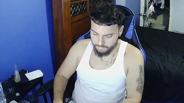 Snapshot of MasterKvn chatting on March 18, 2025, 8:28 am MasterKvn online show from March 18, 2025, 8:28 am