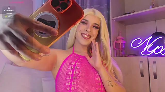 Nyx  Blackwood online show from March 4, 2026, 3:36 am