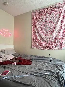 Jayhoney25 online show from October 16, 2025, 4:37 pm