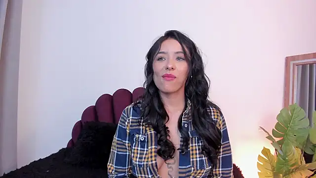 SweetGirl       online show from March 24, 2026, 9:42 am