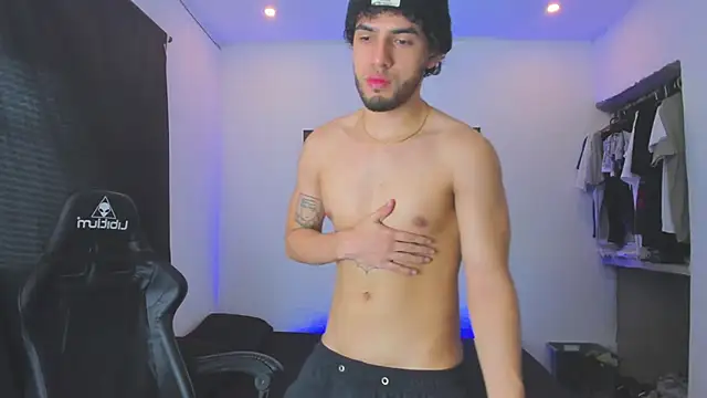 daddy jhons online show from September 16, 2025, 4:19 pm