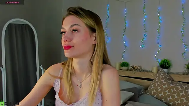 Cherry Price online show from April 21, 2026, 12:01 am