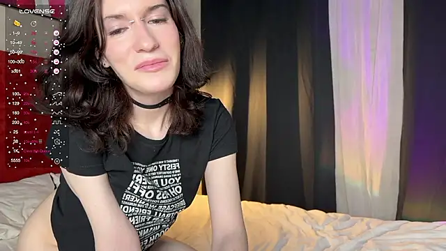 Kolette Gray online show from March 5, 2026, 4:53 am