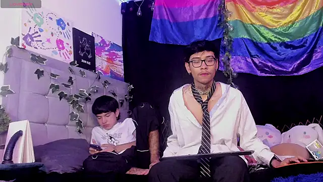 Snapshot of jacks_hotter chatting on January 19, 2025, 1:10 am jacks hotter online show from January 19, 2025, 1:10 am