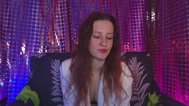 Nika Shape online show from December 11, 2024, 1:06 pm