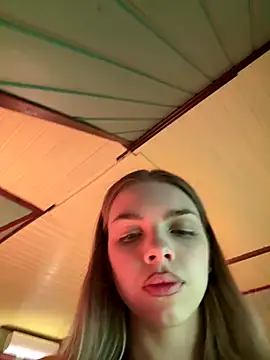 Snapshot of Alice1_secret chatting on October 11, 2025, 10:11 pm Alice1 secret online show from October 11, 2025, 10:11 pm