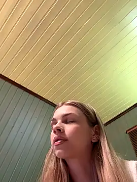 Snapshot of Alice1_secret chatting on November 6, 2025, 2:21 pm Alice1 secret online show from November 6, 2025, 2:21 pm