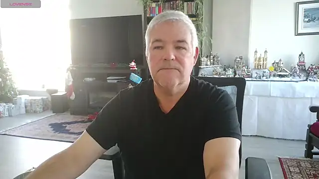 aarosteev2 online show from December 16, 2025, 6:23 pm