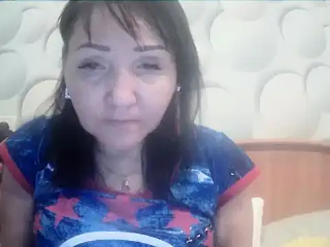 Snapshot of ClaireSunset chatting on December 17, 2025, 6:02 pm ClaireSunset online show from December 17, 2025, 6:02 pm