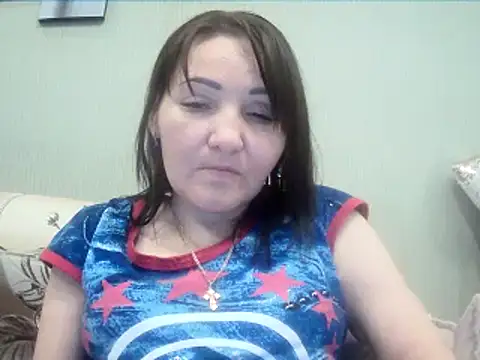Snapshot of ClaireSunset chatting on May 11, 2026, 5:43 pm ClaireSunset online show from May 11, 2026, 5:43 pm