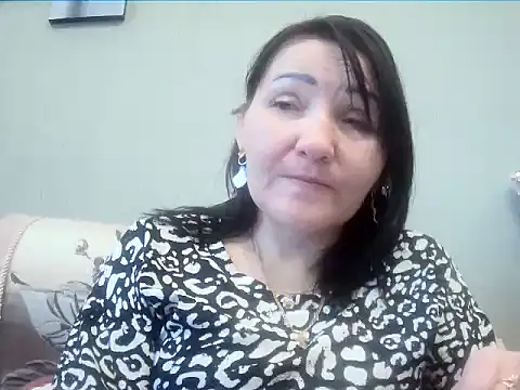 Snapshot of ClaireSunset chatting on June 1, 2026, 5:34 pm ClaireSunset online show from June 1, 2026, 5:34 pm