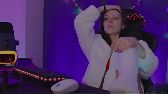 Snapshot of Kathleen_Meow chatting on December 25, 2024, 9:24 am Kathleen Meow online show from December 25, 2024, 9:24 am