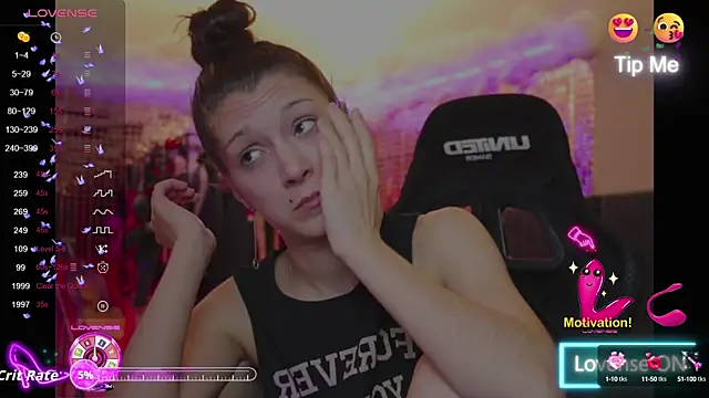 Snapshot of Kathleen_Meow chatting on October 14, 2025, 6:52 pm Kathleen Meow online show from October 14, 2025, 6:52 pm