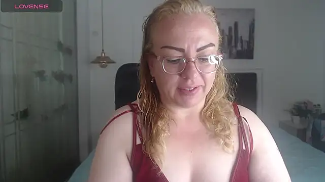 Tania Goddess  online show from October 24, 2025, 2:38 pm