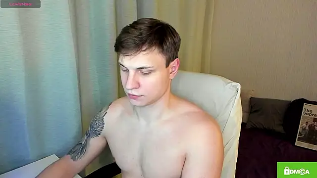 handsome guy01 online show from March 12, 2026, 5:17 pm