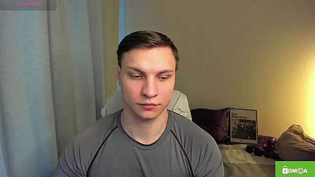 handsome guy01 online show from April 9, 2026, 6:19 am