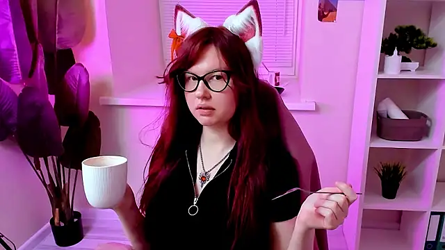 CarolGiggly online show from March 28, 2026, 2:18 pm