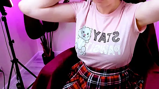 CarolGiggly online show from January 9, 2026, 10:49 pm