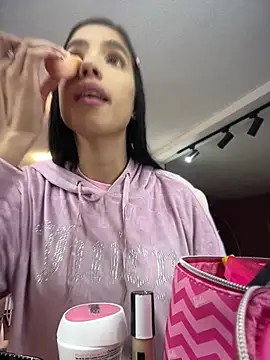 Snapshot of Praga_Pink chatting on June 12, 2026, 6:11 am Praga Pink online show from June 12, 2026, 6:11 am