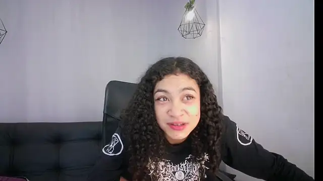 Snapshot of Aurora_ath chatting on March 1, 2025, 6:35 am Aurora ath online show from March 1, 2025, 6:35 am