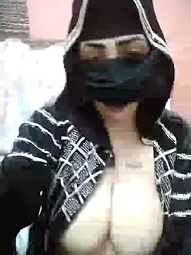 Snapshot of OYN-Dody chatting on December 22, 2024, 8:49 am OYN-Dody online show from December 22, 2024, 8:49 am