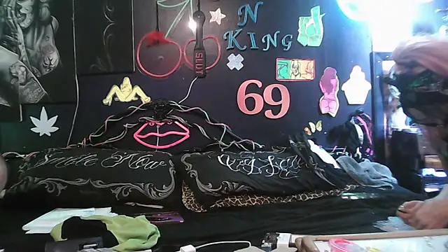 kjs daddy123 online show from March 1, 2026, 6:02 am