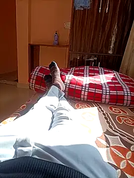 Snapshot of RRahullove69 chatting on November 19, 2025, 8:14 am RRahullove69 online show from November 19, 2025, 8:14 am