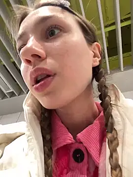 Snapshot of Lia__Love chatting on January 30, 2025, 12:06 pm Lia Love online show from January 30, 2025, 12:06 pm