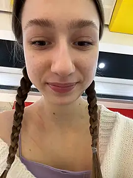 Snapshot of Lia__Love chatting on February 11, 2025, 12:15 pm Lia Love online show from February 11, 2025, 12:15 pm