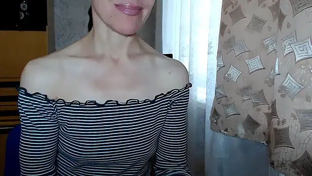 Snapshot of Pepper_mur chatting on June 1, 2026, 7:41 am Pepper mur online show from June 1, 2026, 7:41 am
