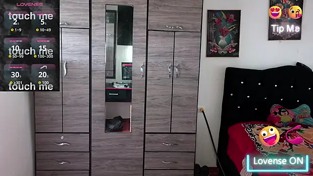 samael1107 online show from April 19, 2026, 5:14 pm