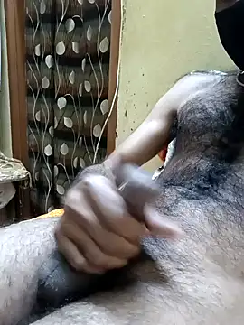 Snapshot of shamms1 chatting on January 3, 2025, 10:08 pm shamms1 online show from January 3, 2025, 10:08 pm