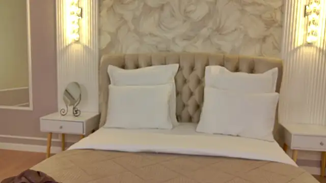 Snapshot of milaleoneli chatting on September 23, 2025, 3:08 pm milaleoneli online show from September 23, 2025, 3:08 pm