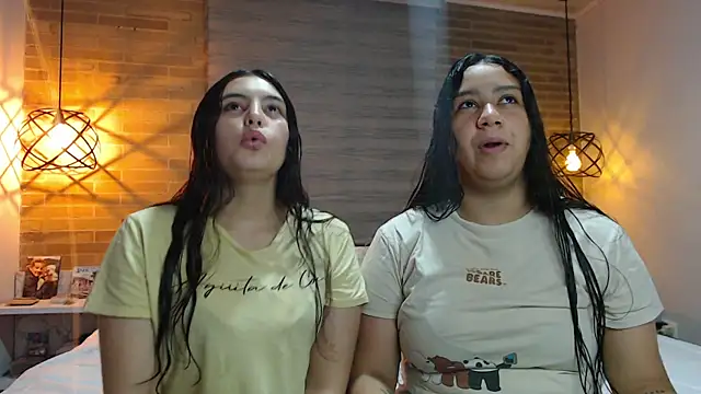 Snapshot of Scarlett_Jazmin chatting on November 26, 2025, 9:53 am Scarlett Jazmin online show from November 26, 2025, 9:53 am