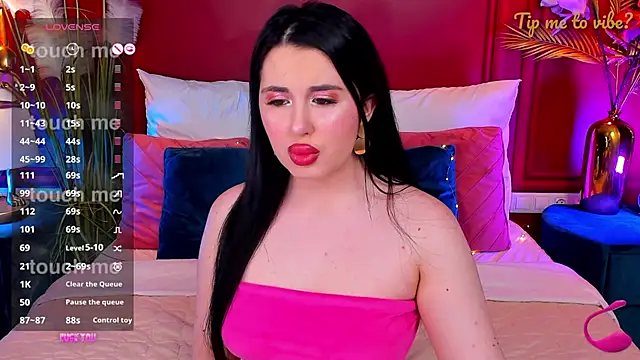 Mayzzie online show from May 19, 2026, 7:21 pm