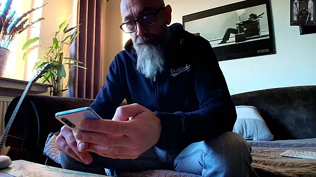 Kingsscepter online show from March 19, 2025, 5:17 pm